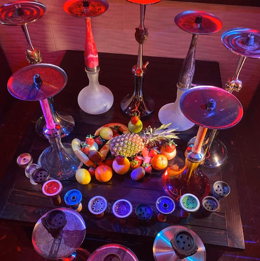 Маса с наргилета